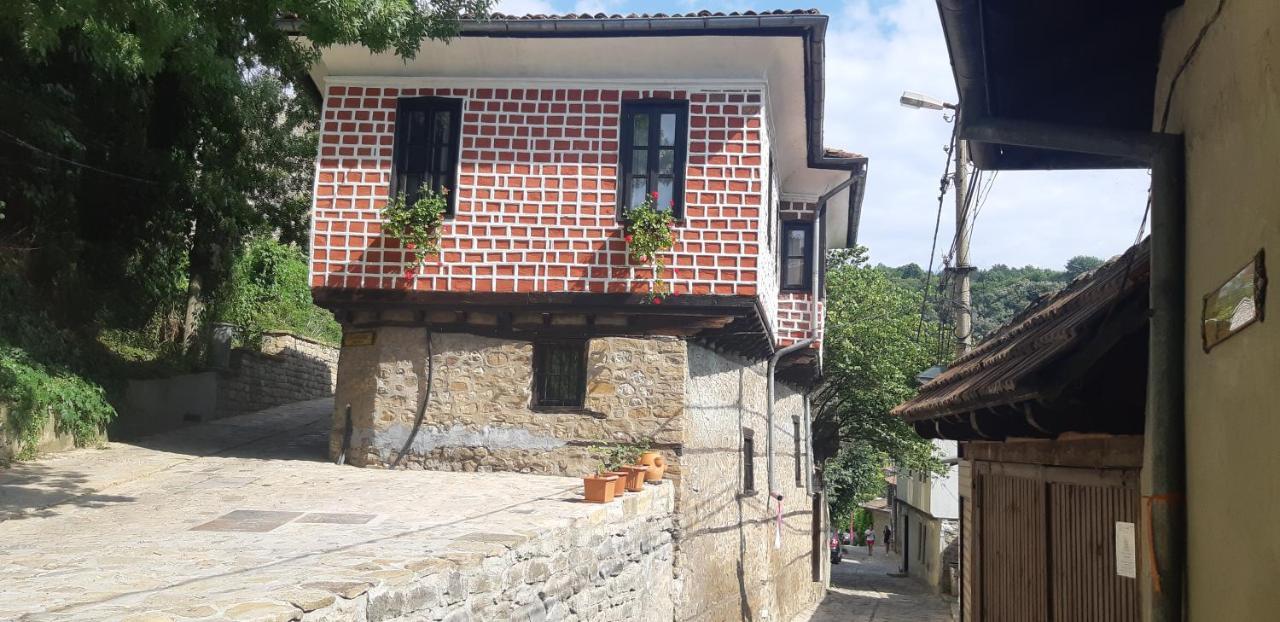 The Red Konak Villa Veliko Turnovo Bagian luar foto
